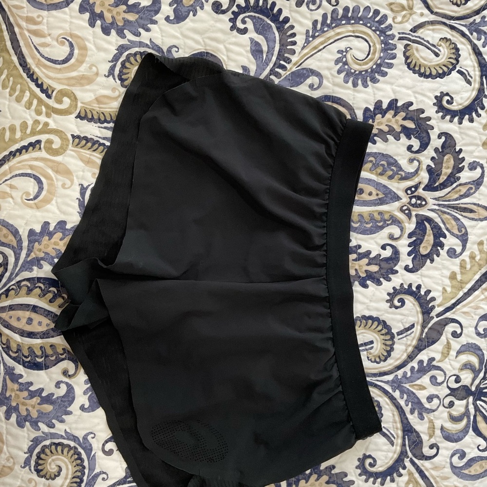 ASICS running shorts - Picture 3 of 4